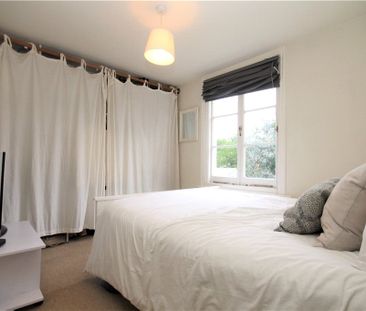 Arlington Gardens, London, W4 4EZ - Photo 5