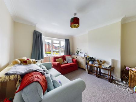 3 bedroom semi-detached house to rent - Photo 2