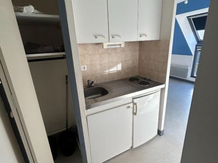 Location Appartement 1 pièce(s) de 12.83 m2 - Photo 2