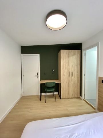 Calle de la Oca, Madrid, Community of Madrid 28025 - Photo 3