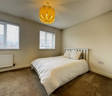 2 bedroom terraced house to rent - Photo 3