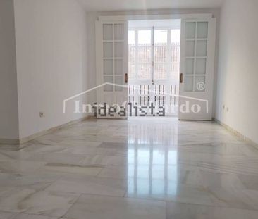 Alquiler de piso en La Goleta - San Felipe Neri - Foto 2