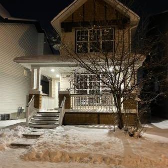 Beautiful House in McKenzie Towne - Calgary - Photo 4