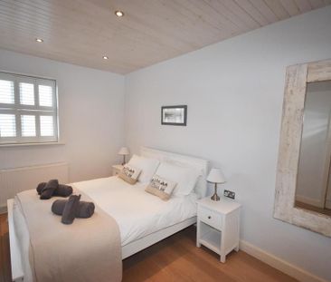 3 bedroom detached house to rent - Photo 3