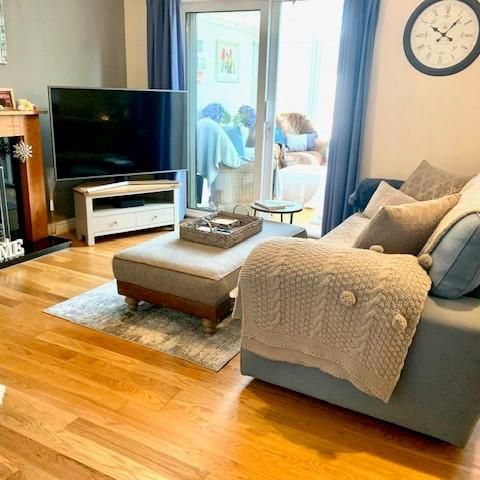 4 bedroom detached house to rent - Photo 1