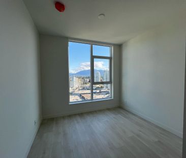 537 Cottonwood Ave #2108, Coquitlam, BC V3J0S4 - Photo 2
