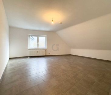 Schöne Etagenwohnung. !! kein Balkon !! - Foto 1