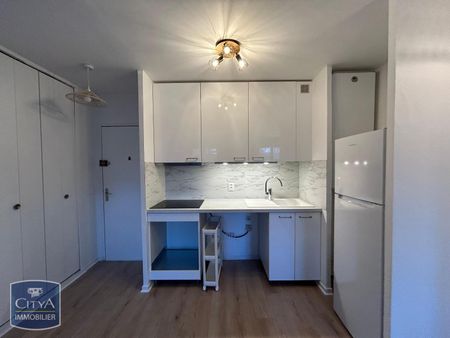 Location Appartement 2 pièces 35m² BLONVILLE SUR MER 14910 - Photo 5