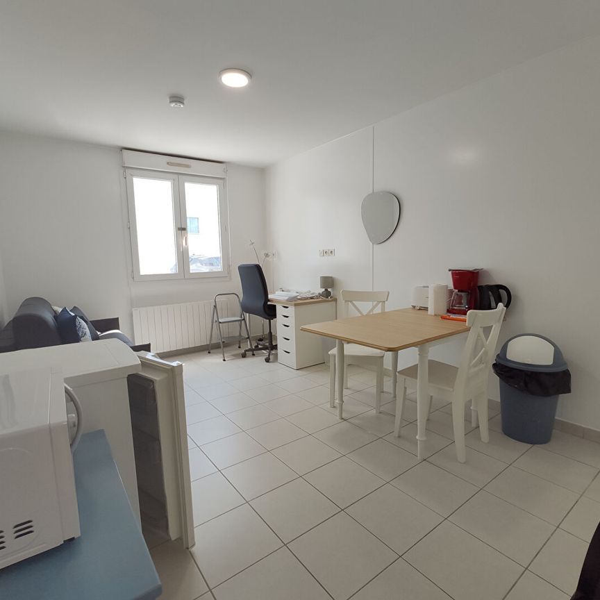 Location Appartement 1 pièce 20m² - Photo 1