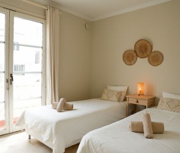 2 Bedroom Apartment For Rent in Estepona, Málaga - Photo 4