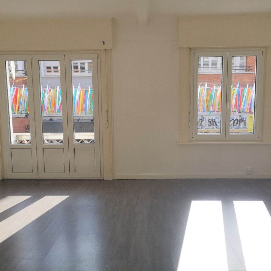 Location Appartement 1 pièce 38m² CALAIS 62100 - Photo 1