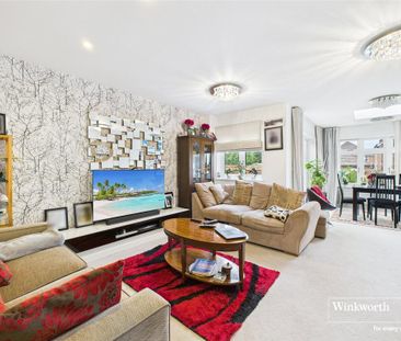 3 bedroom semi-detached house to rent - Photo 2