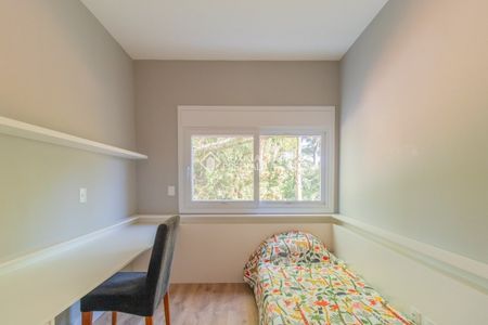 Casa em Condomínio com 3 quartos e 300m² para alugar em Pedra Redonda, Porto Alegre. - Foto 2