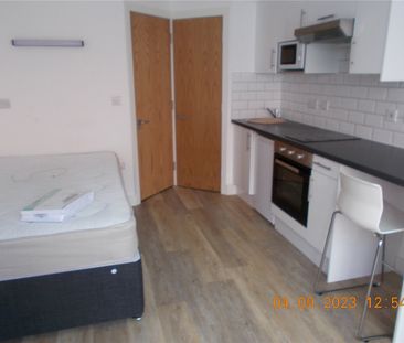 Student Properties to Let - Photo 1