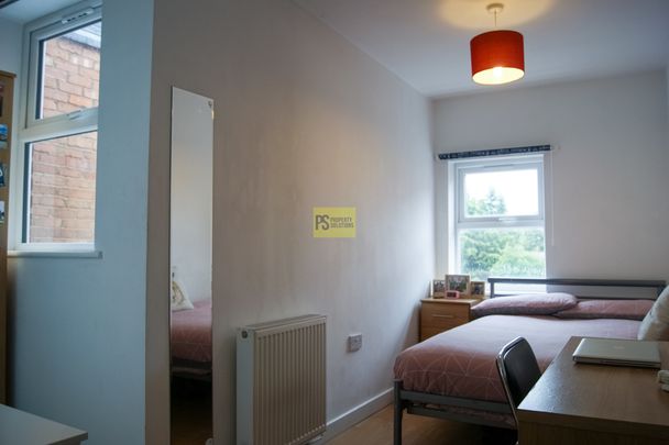 165 Tiverton Road - Photo 1