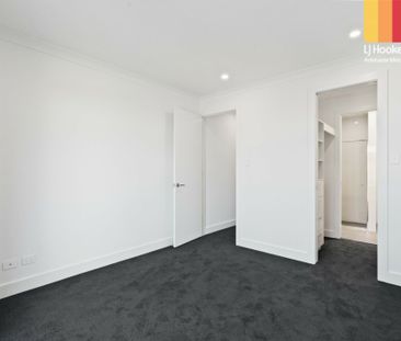 21B Eighth Street, Bowden SA, Belconnen - Photo 5