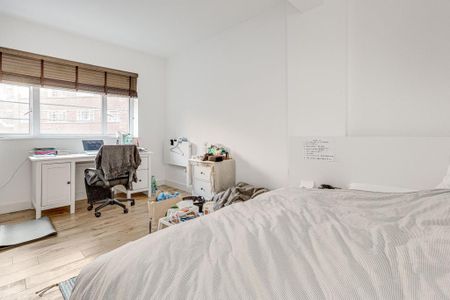 3 bedroom flat to rent - Photo 3