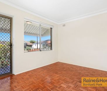 Cozy & Convenient Living in the Heart of Belmore - Photo 3