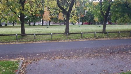 Lauderdale Crescent, Manchester, M13 - Photo 4