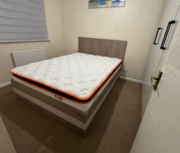 3 bedroom semi-detached house to rent - Photo 3