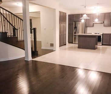 For Lease - 30 Deepwood Crescent, East Gwillimbury, Ontario - Photo 1