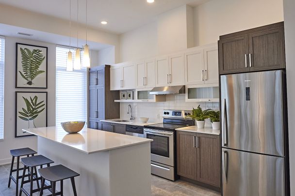 300 Inlet Private, Orléans, Ottawa, ON - Photo 1