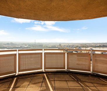3 bedroom apartment to rent - Photo 4