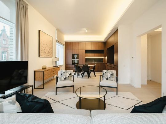 Appartement te huur - Photo 1
