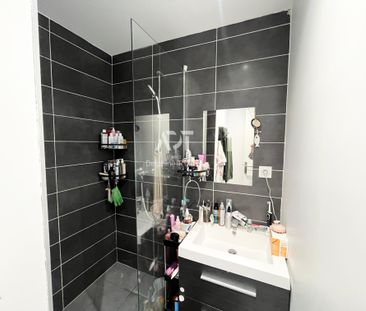 Location Appartement 2 pièces 46m² GRENOBLE 38100 - Photo 3