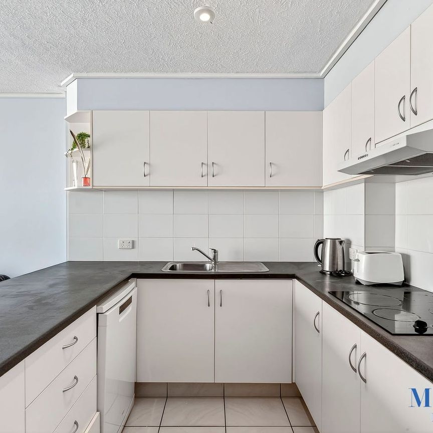 Fully Furnished Apartment with Ocean Views - Photo 1