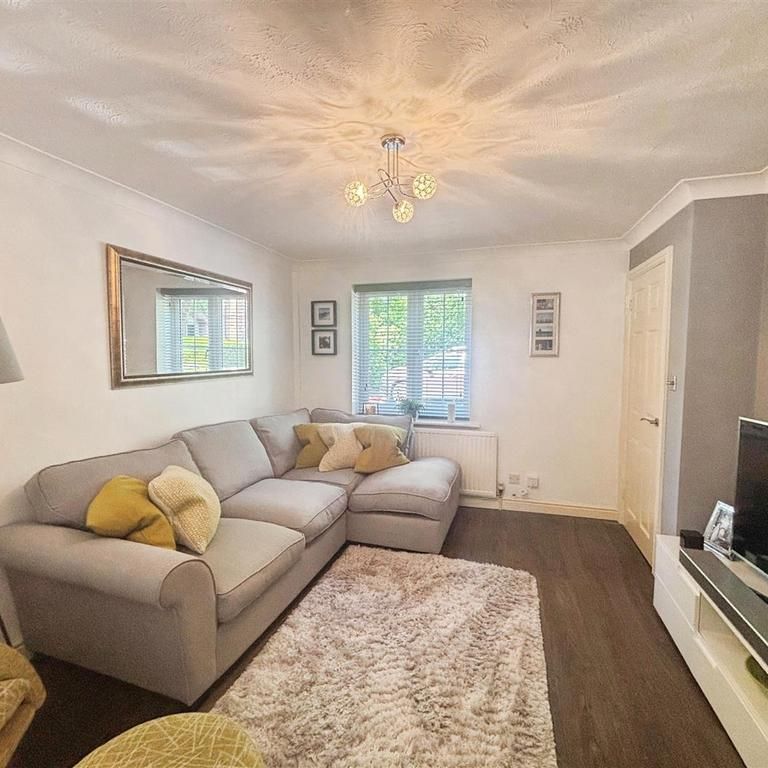 2 bedroom semi-detached house to rent - Photo 1