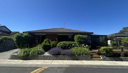 Sunny, Low-Maintenance Home in a Prime Tahunanui Location - Photo 2