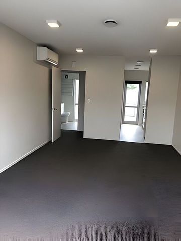 Cute 2 bedroom single level townhouse! - Photo 4