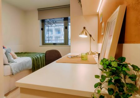 Gold En Suite - Photo 3