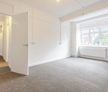 3 bedroom apartment to rent - Photo 2