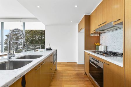 Waterfront | Three bedroom | Peaceful Living - Photo 5