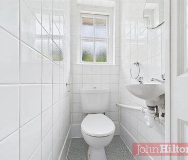 The Highway, Brighton - Photo 2