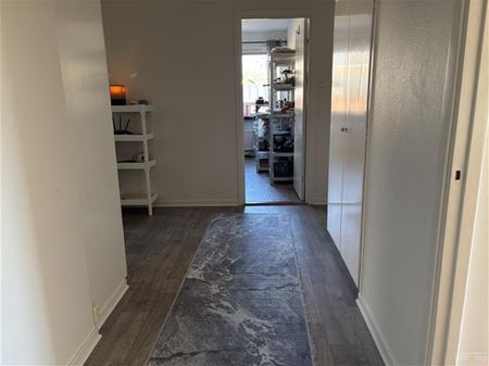 Östra Järnvägsgatan 14 A - Foto 2