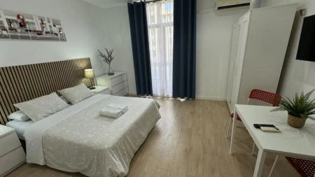 Estudio de alquiler en Palacio - Photo 3