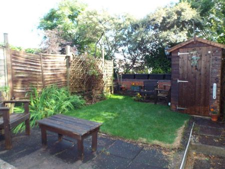 3 bedroom house to rent Brindley Street, Newcastle, ST5 - Photo 5