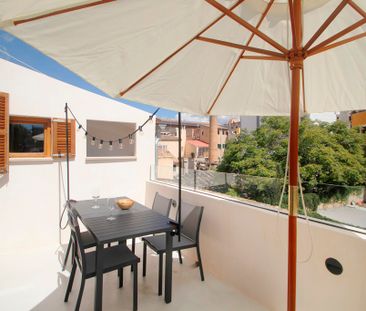 Alquiler por meses, ático con terraza y amueblado, un dormitorio en... - Photo 1