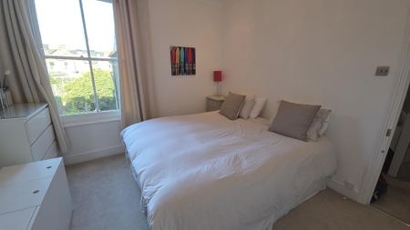 BRIGHT, PEACEFUL, SPACIOUS LARGE DOUBLE WITH SUPERKING BED NEAR TUBE - Photo 3