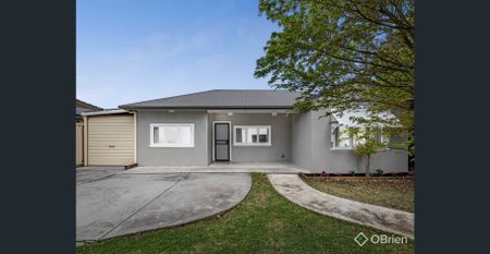 Spacious Family Living - Photo 5