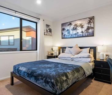 Charming 3 Bedroom Family Home in Papakura - Photo 3