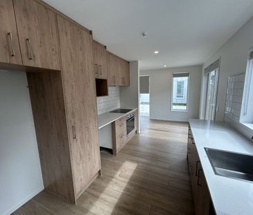 Happy on Hills! - Photo 3