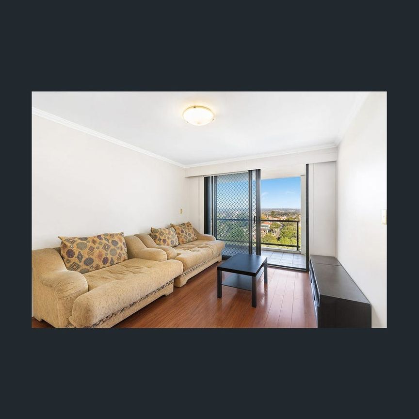 Furnished 3 bedroom Apartment with Stunning District Views – Prime Hurstville Location - Photo 1
