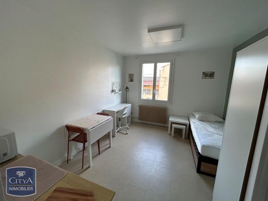 Location Appartement 1 pièce 17m² AUBIERE 63170 - Photo 1