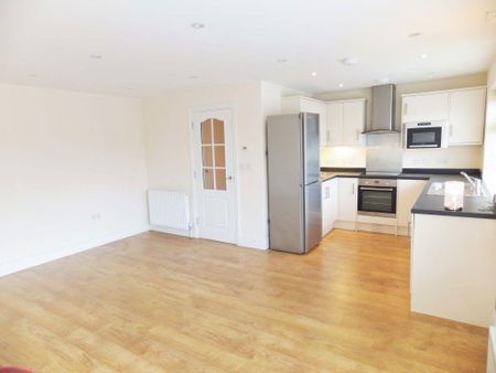 1 bedroom flat to rent - Photo 3