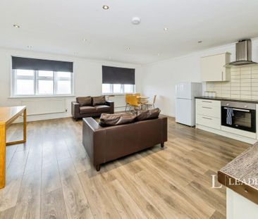 2 bedroom flat to rent - Photo 4