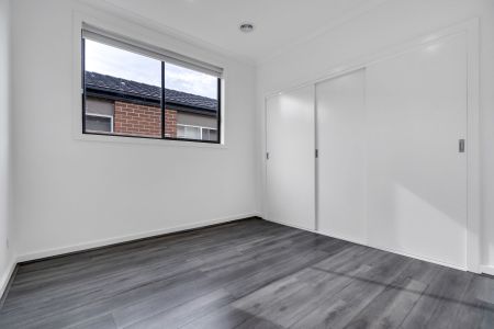 Family Home in Ooranya estate! - Photo 4